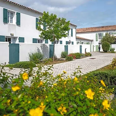 Odalys Reve D'ile Aparthotel 4*
