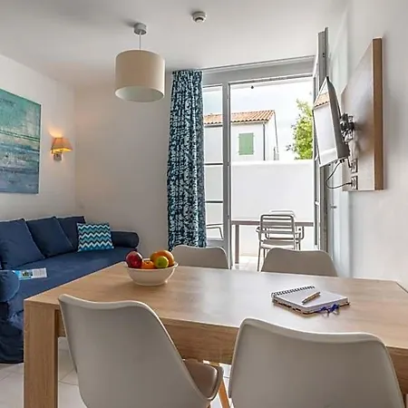 Odalys Reve D'ile Aparthotel 4*