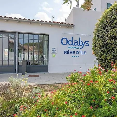 Odalys Reve D'ile Aparthotel