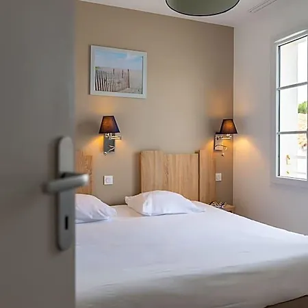 Apartmanhotel Odalys Reve D'ile 4*